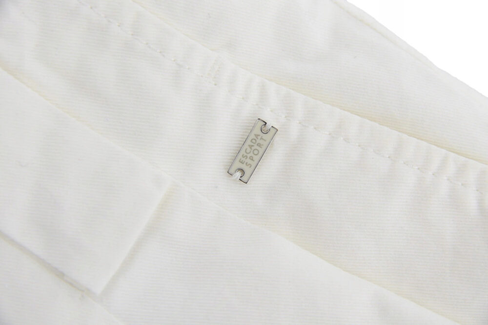 spodnie ESCADA z firmowym emblematem